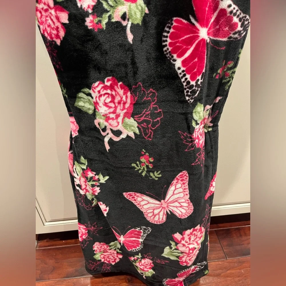 Betsey Johnson Pink and Black Butterfly Roses Blanket Full/Queen
